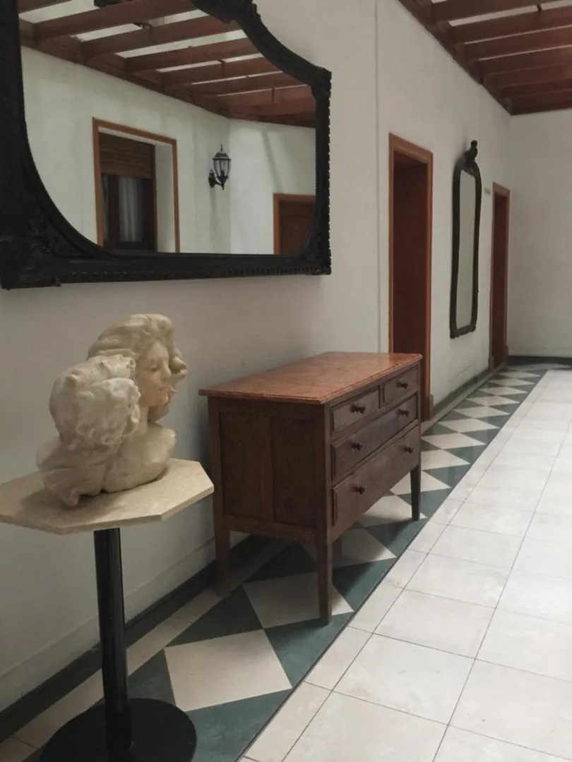 Astoria Hotel 16